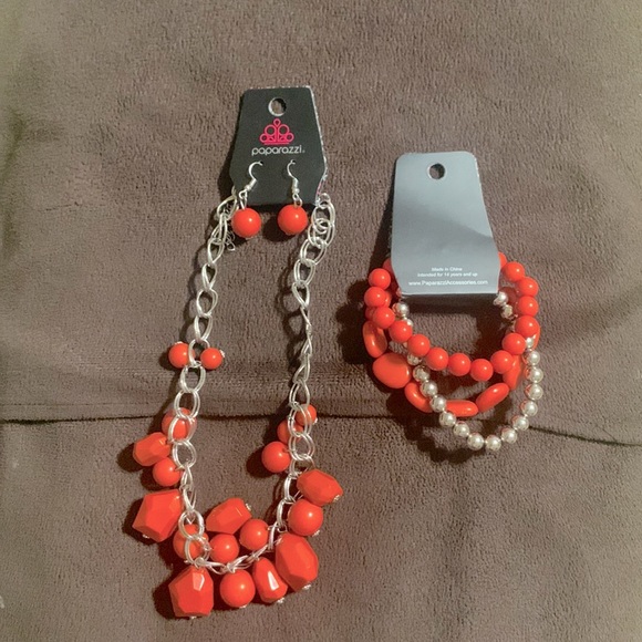 paparazzi Jewelry - Beautiful Jewelry Set